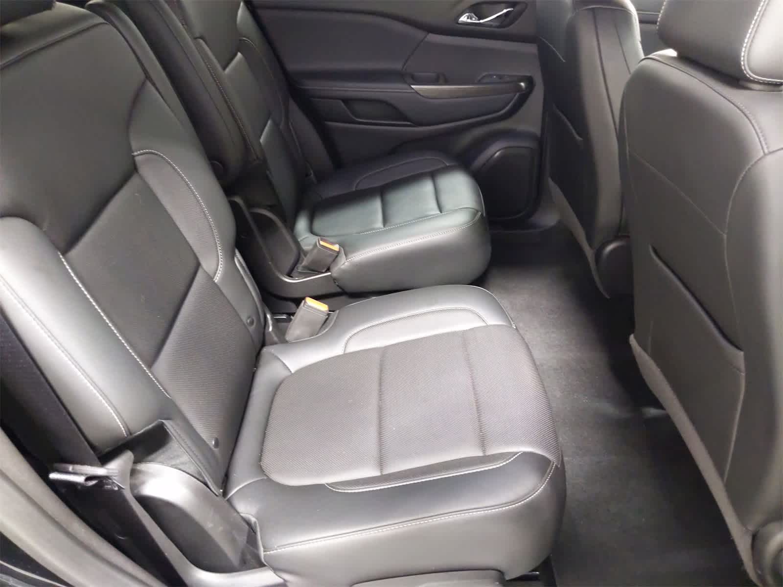 Thumbnail: 2020 GMC Acadia - 21
