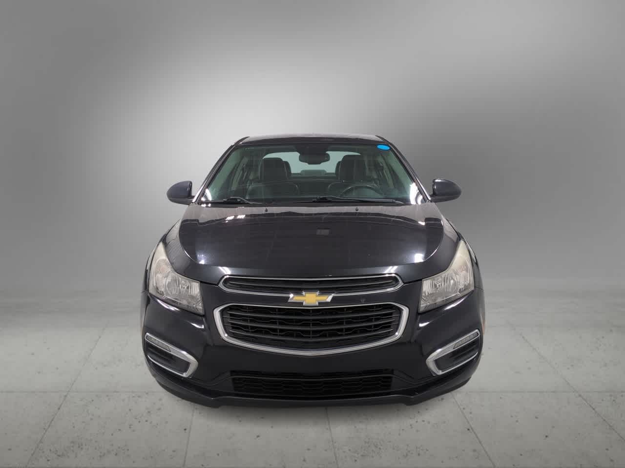Thumbnail: 2015 Chevrolet Cruze - 3