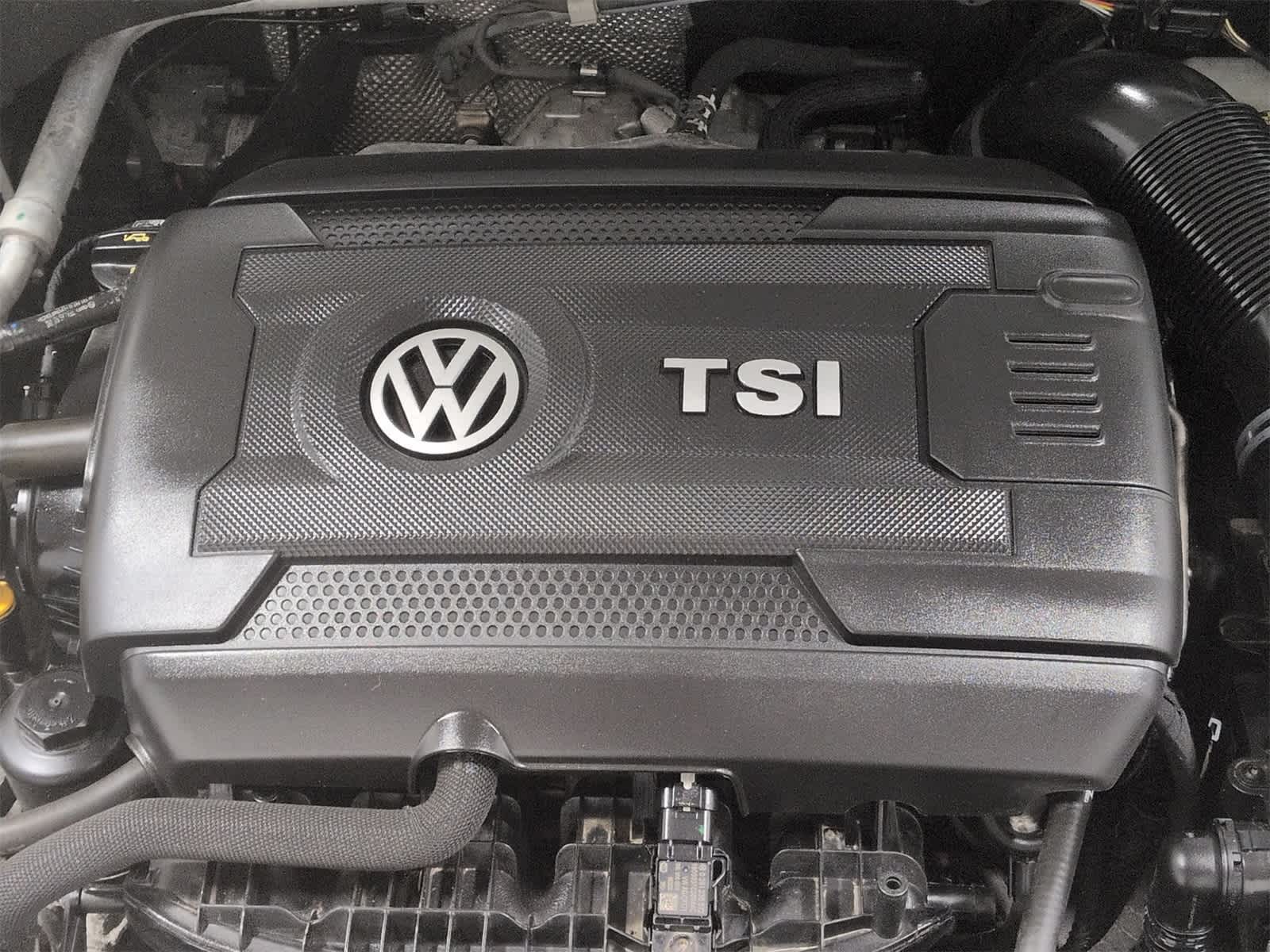 Thumbnail: 2019 Volkswagen Golf - 15