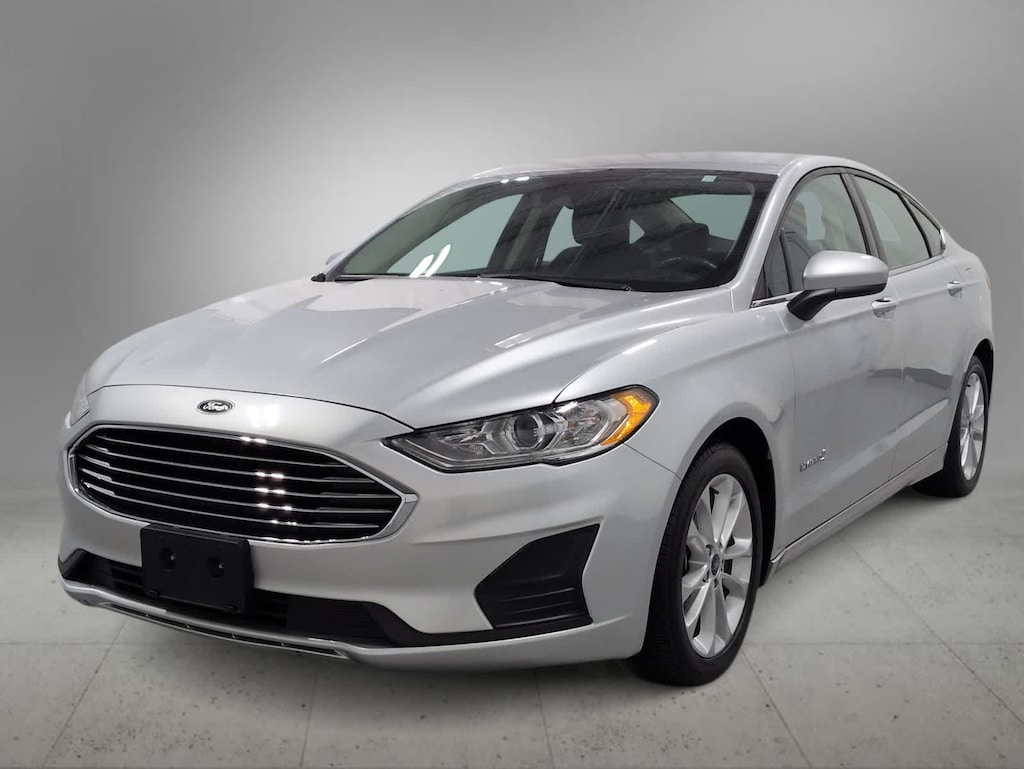 Used 2019 Ford Fusion Hybrid SE Sedan