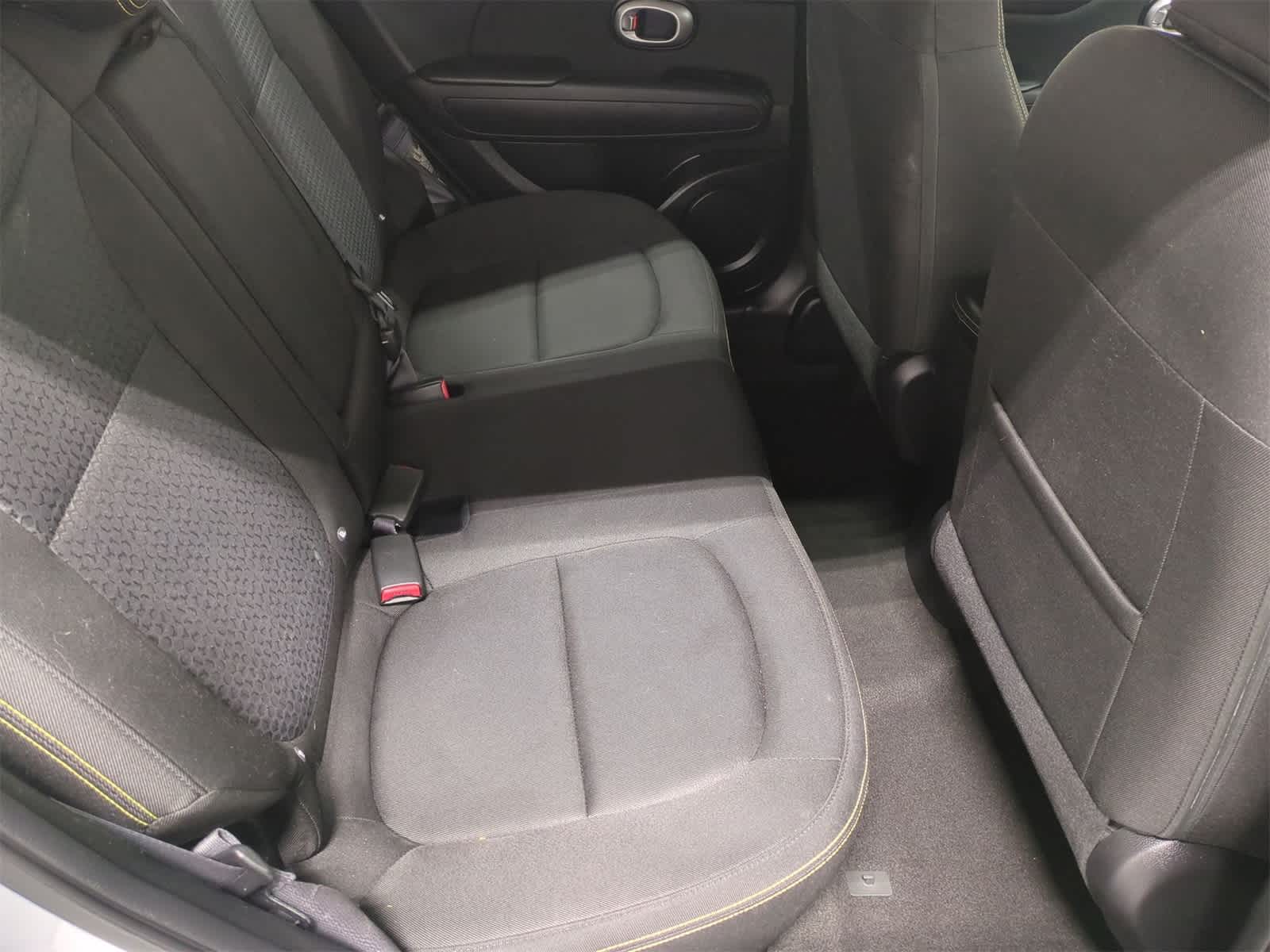 Thumbnail: 2016 Kia Soul - 21