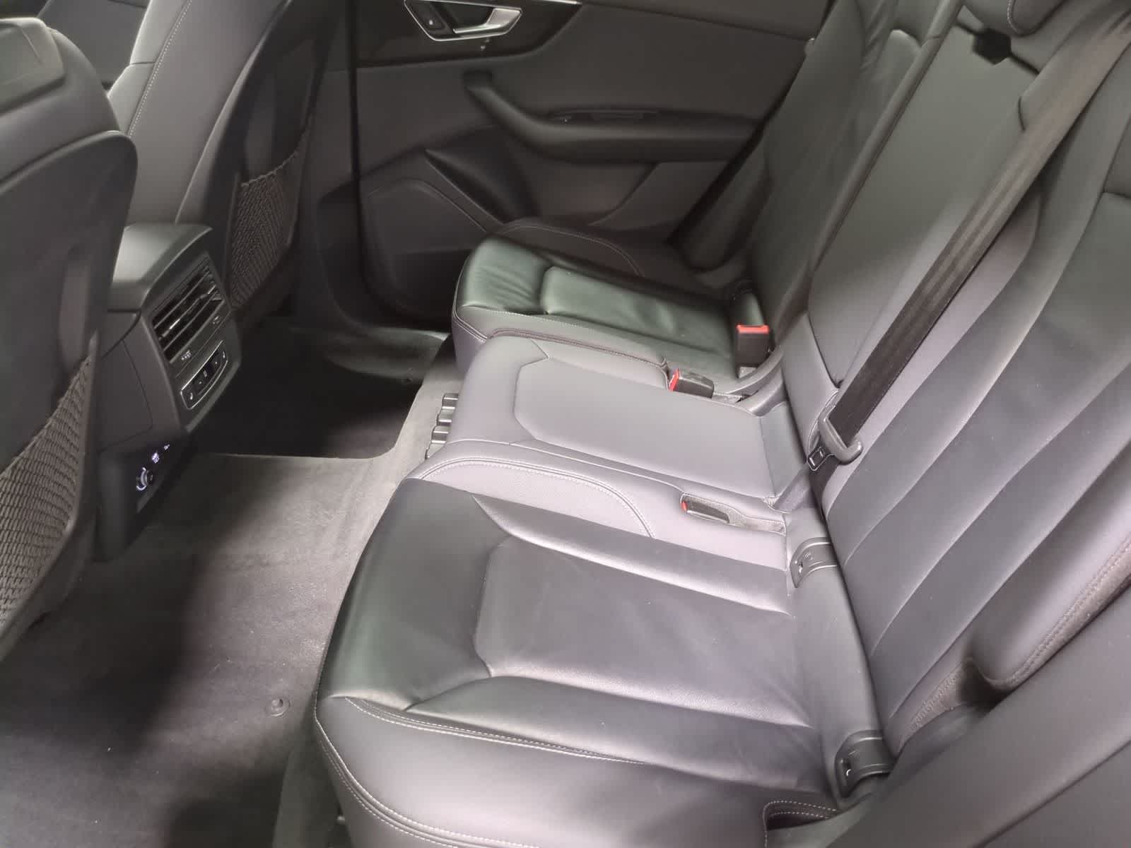 Thumbnail: 2019 Audi Q8 - 20