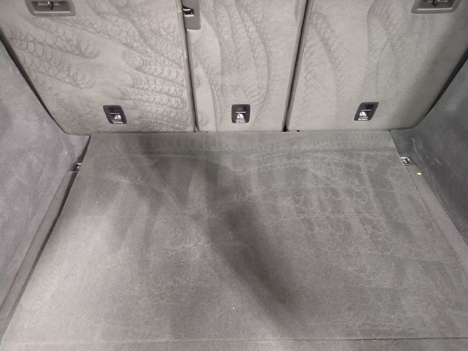 Thumbnail: 2019 Audi Q8 - 34