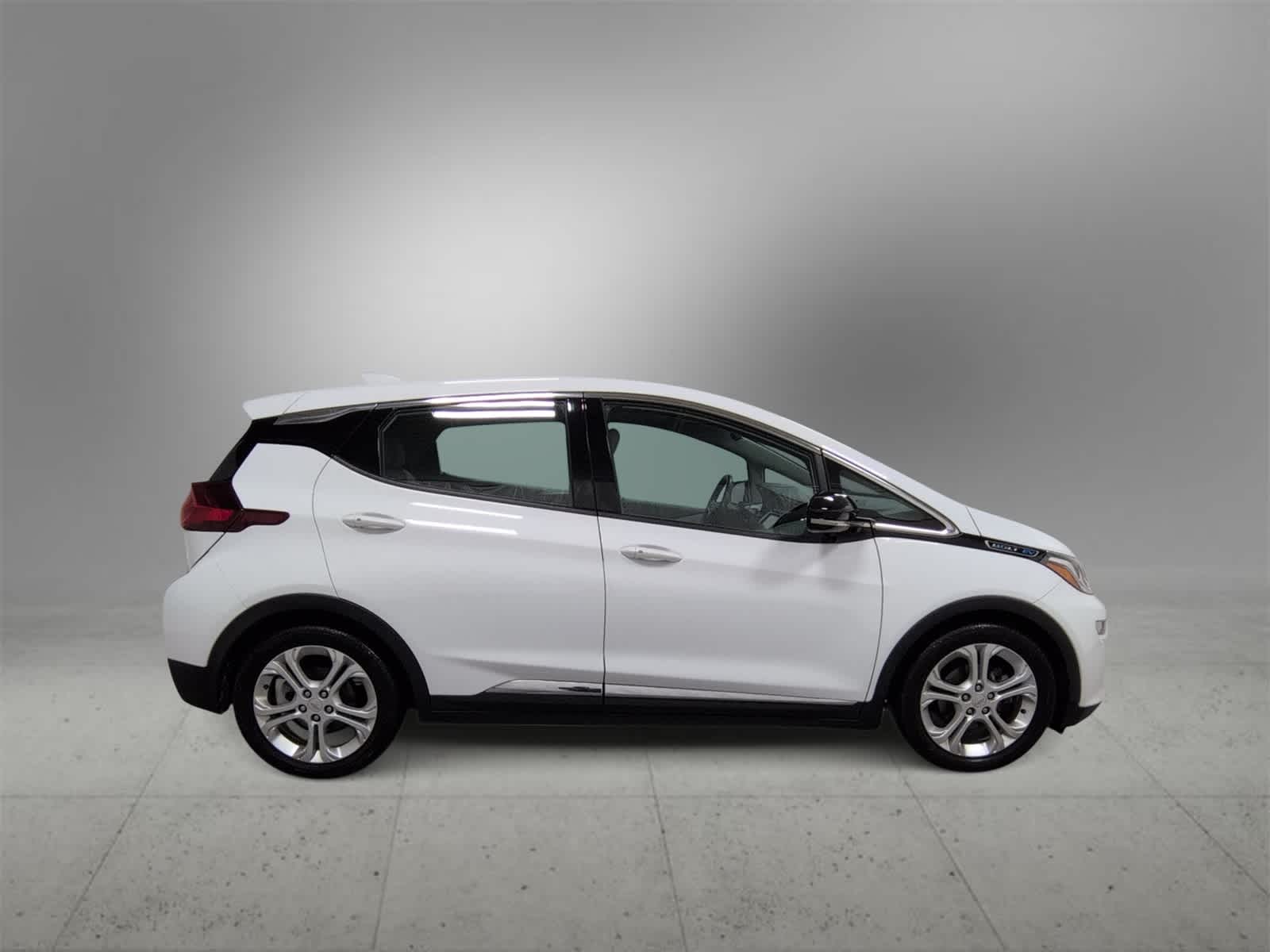 Thumbnail: 2017 Chevrolet Bolt EV - 9