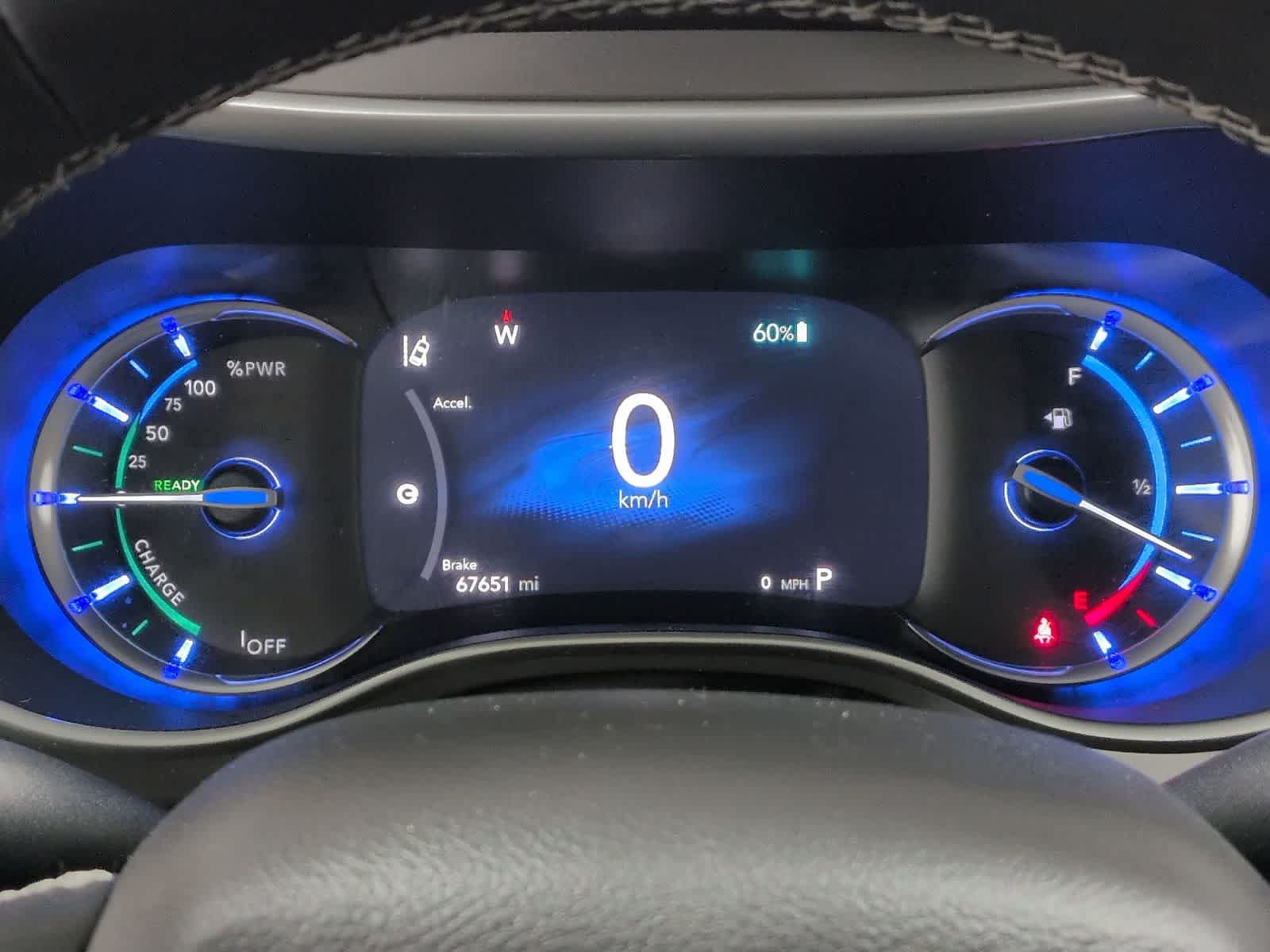 Thumbnail: 2022 Chrysler Pacifica - 32