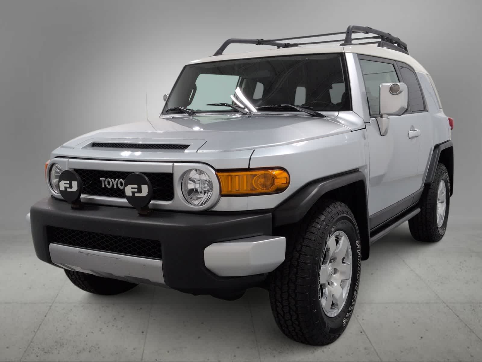 Thumbnail: 2008 Toyota FJ Cruiser - 4