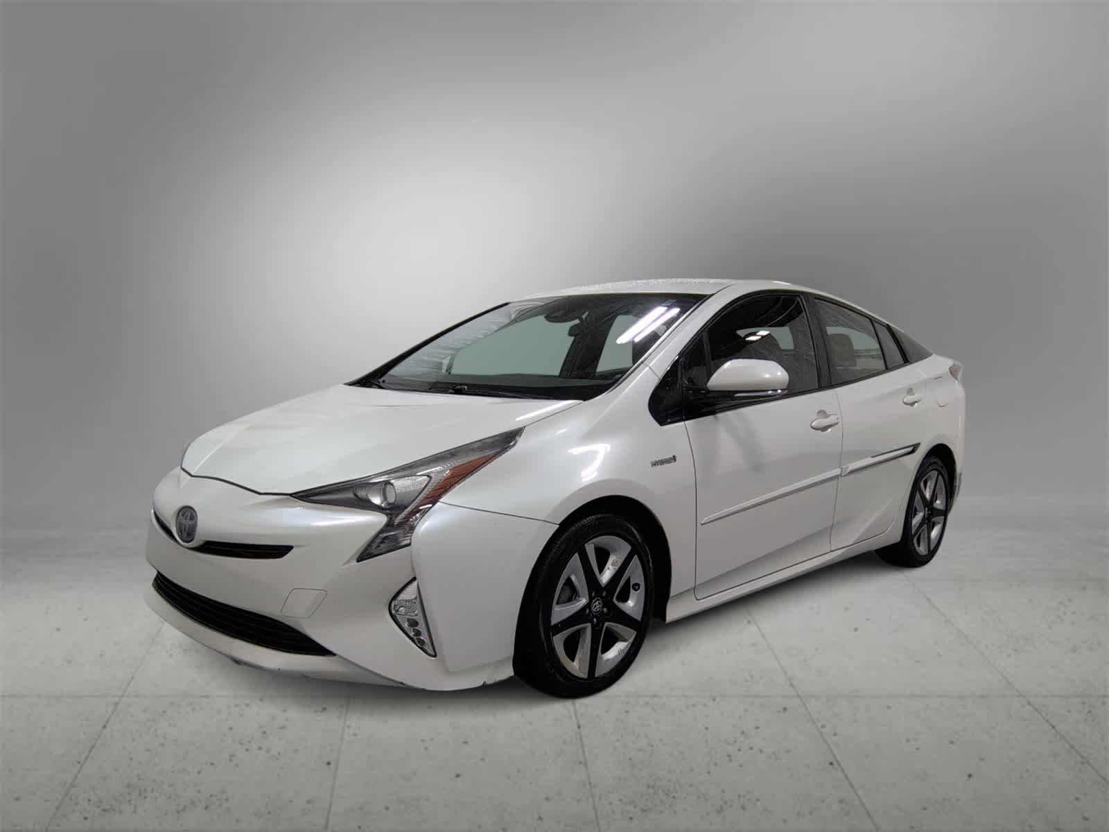 2016 Toyota Prius Two Eco Three Four Touring photo 4