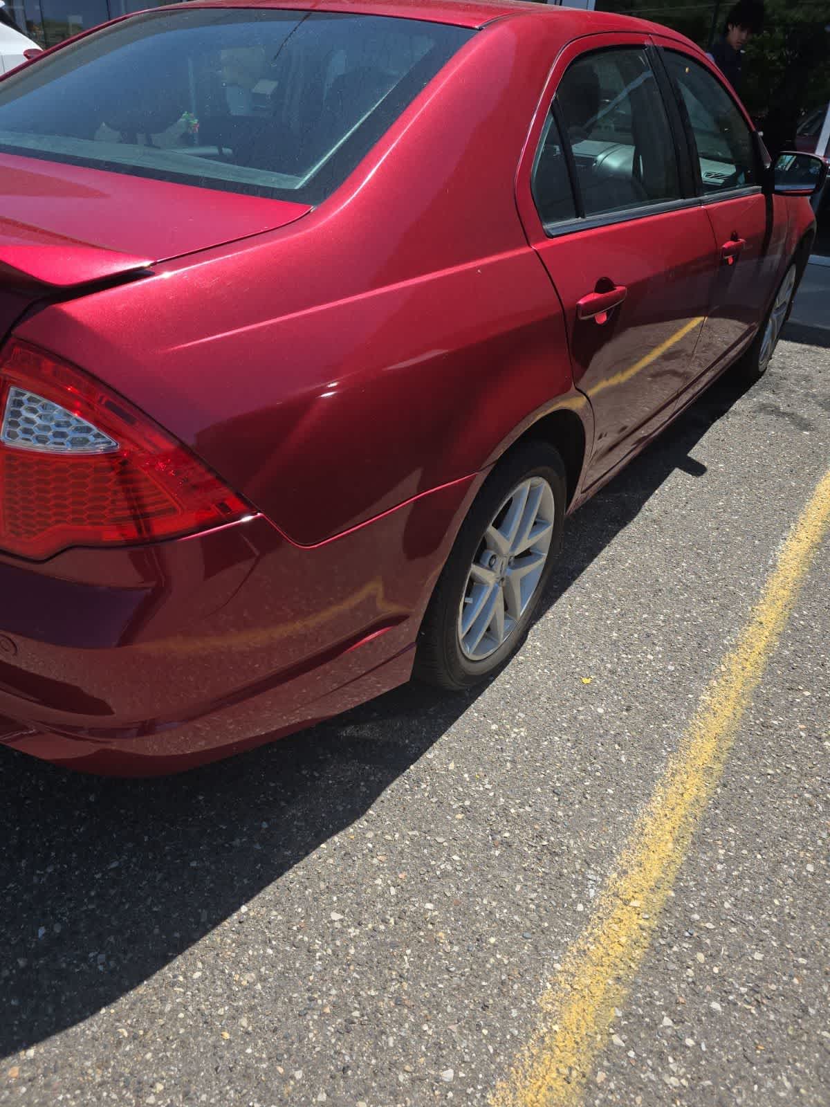 Thumbnail: 2011 Ford Fusion - 4