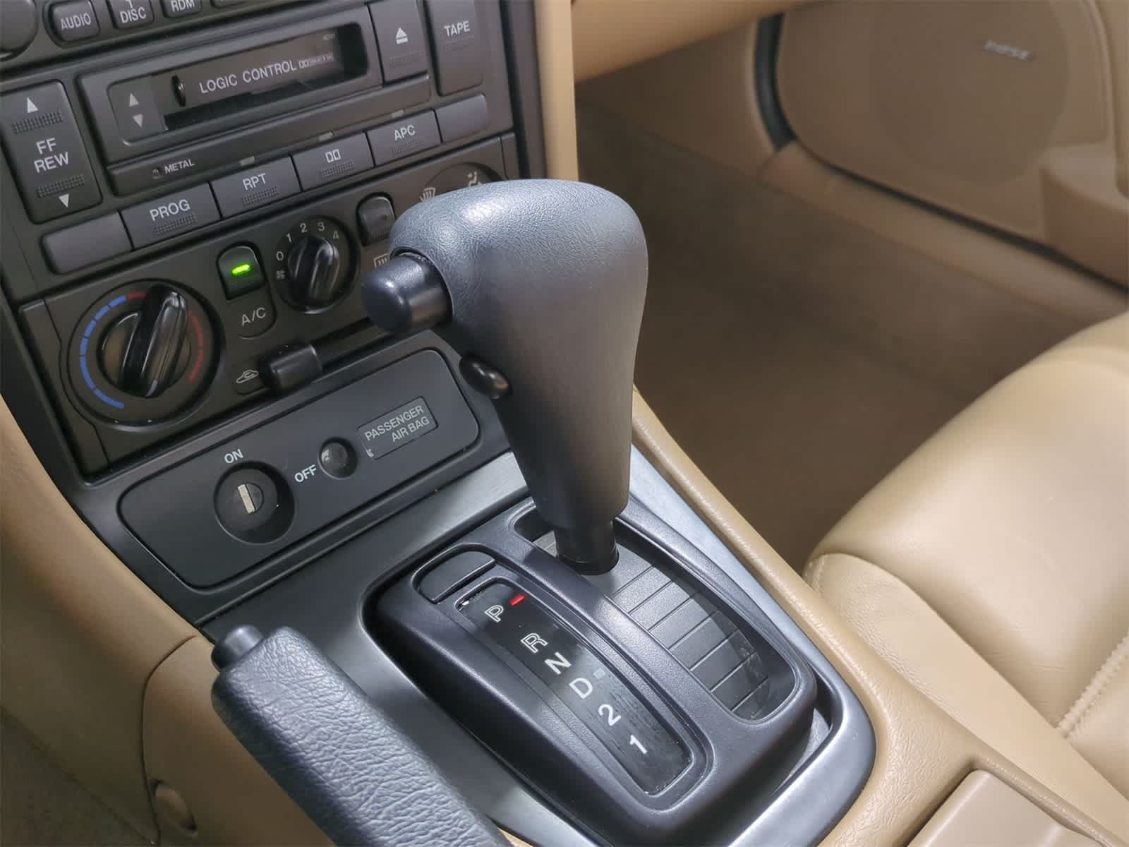 Thumbnail: 1999 Mazda MX-5 Miata - 23