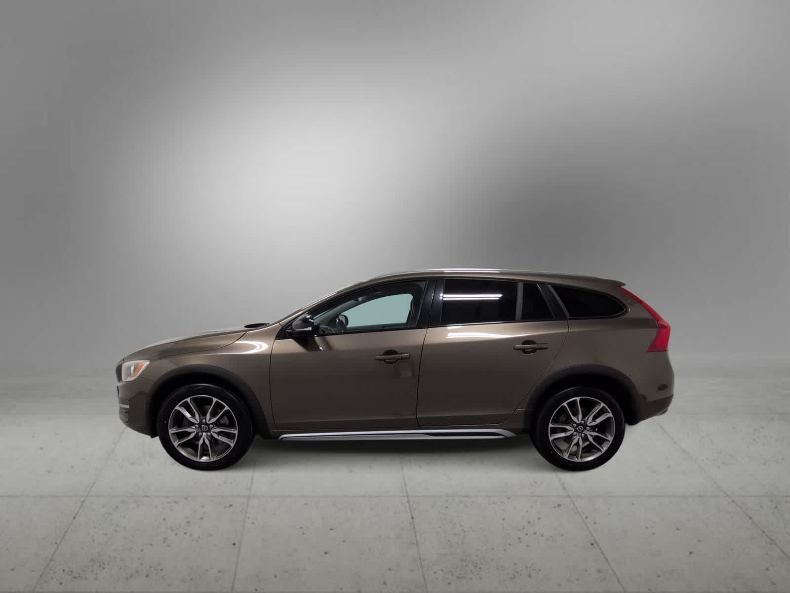 Thumbnail: 2015 Volvo S60 - 5