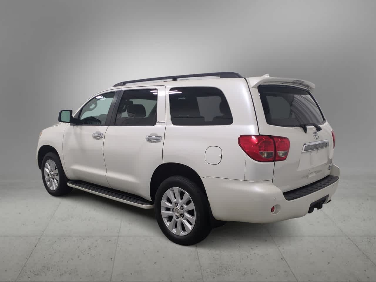 Thumbnail: 2013 Toyota Sequoia - 6