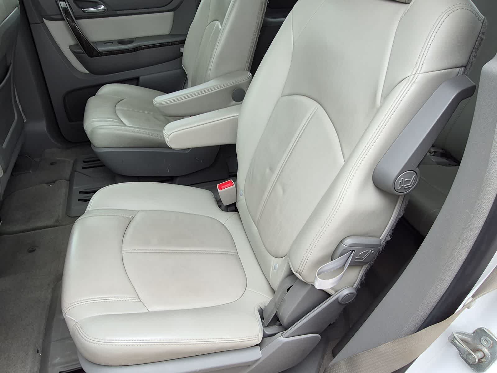 Thumbnail: 2017 GMC Acadia - 28