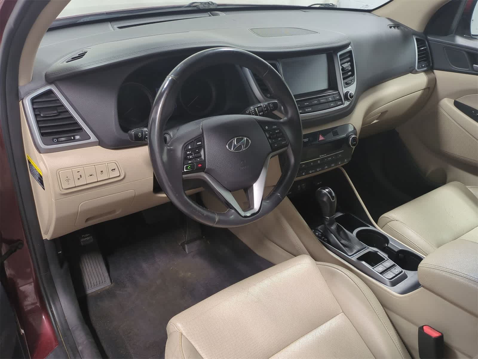 Thumbnail: 2017 Hyundai Tucson - 10