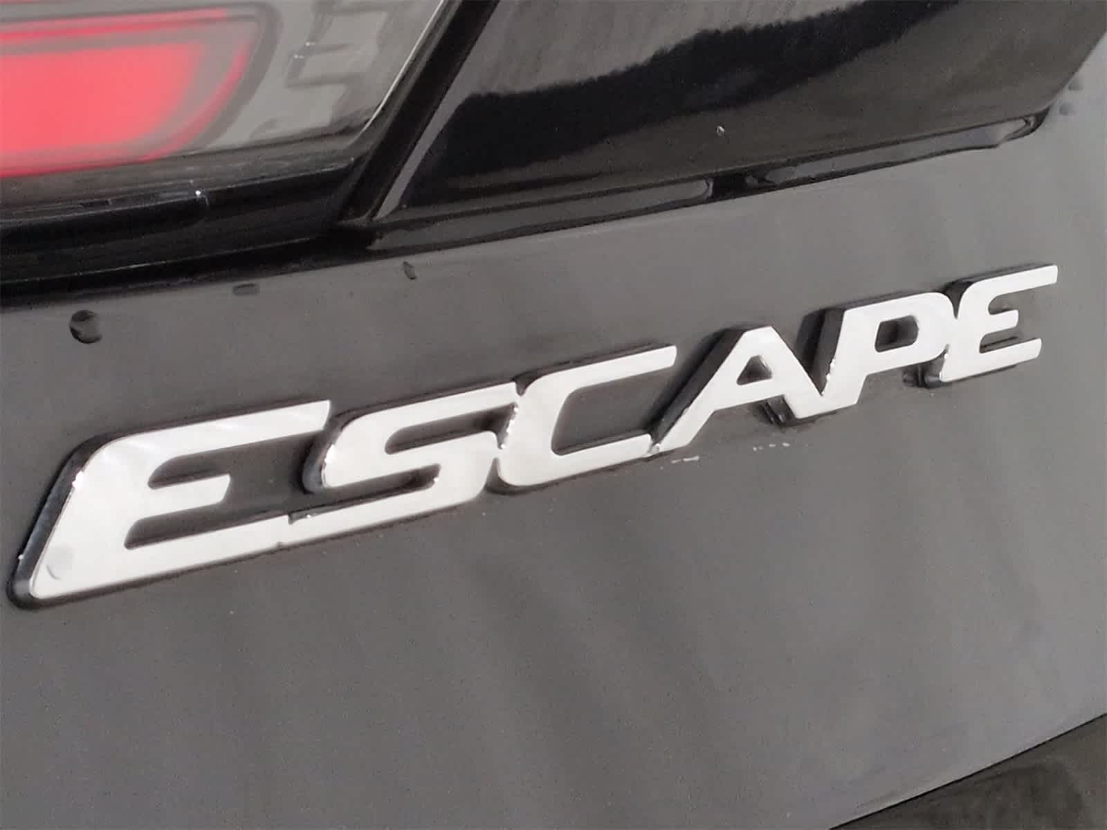 Thumbnail: 2017 Ford Escape - 12