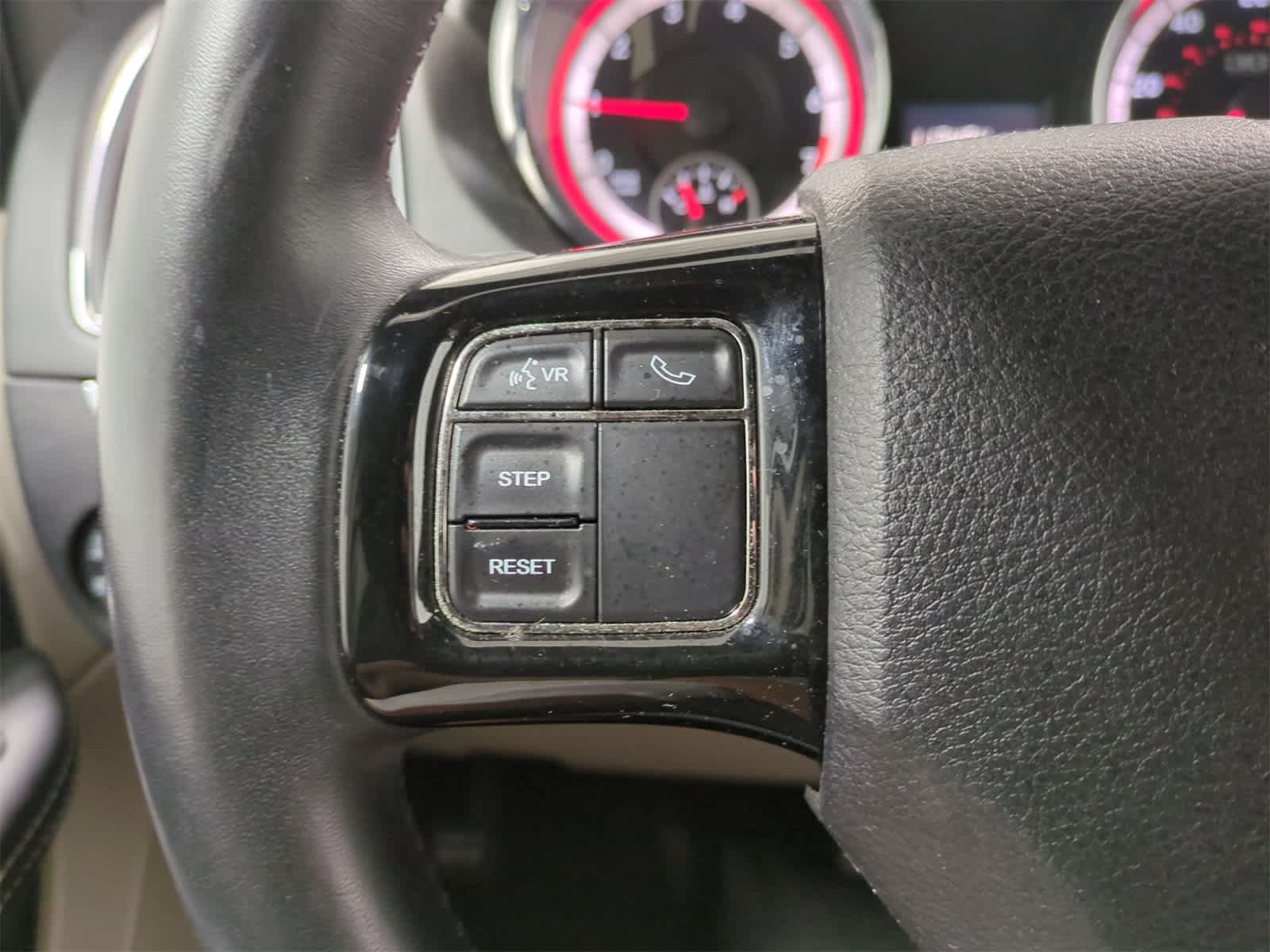 Thumbnail: 2014 Dodge Grand Caravan - 24