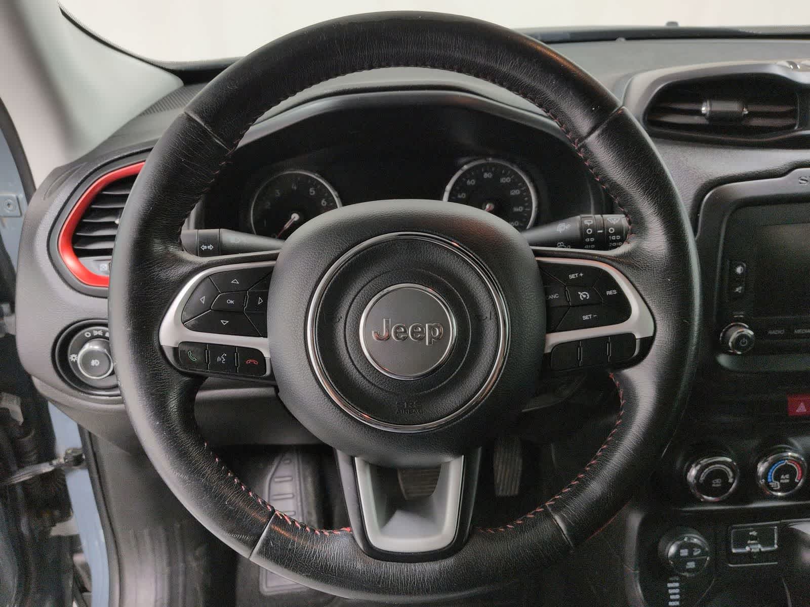 Thumbnail: 2017 Jeep Renegade - 22