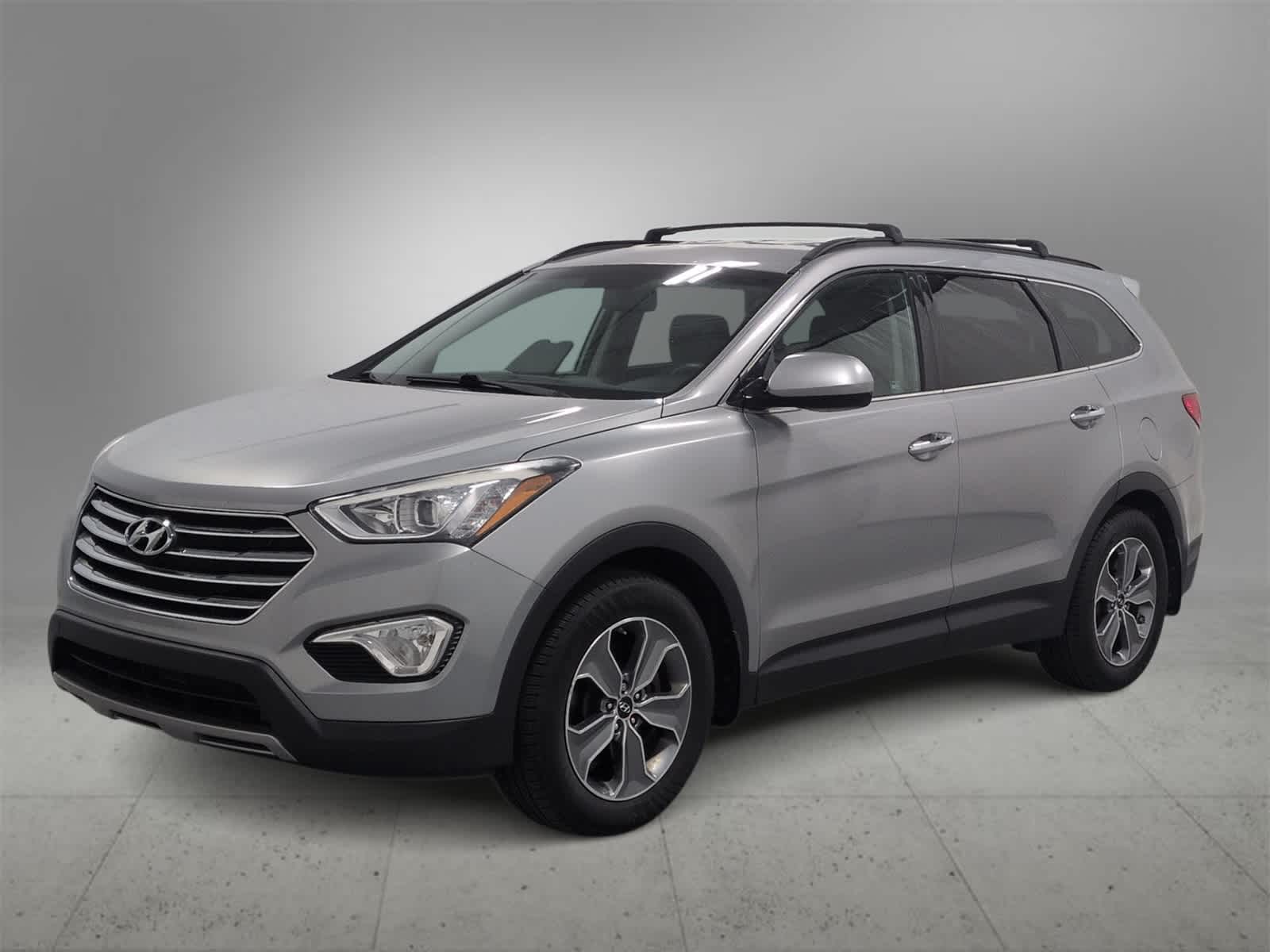 Thumbnail: 2015 Hyundai Santa Fe - 4