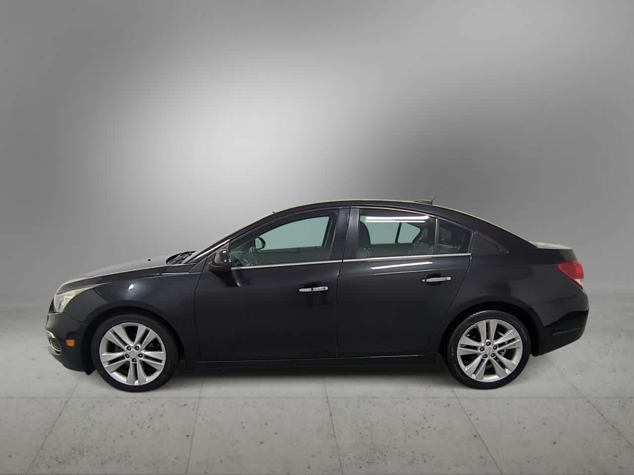 Thumbnail: 2015 Chevrolet Cruze - 5