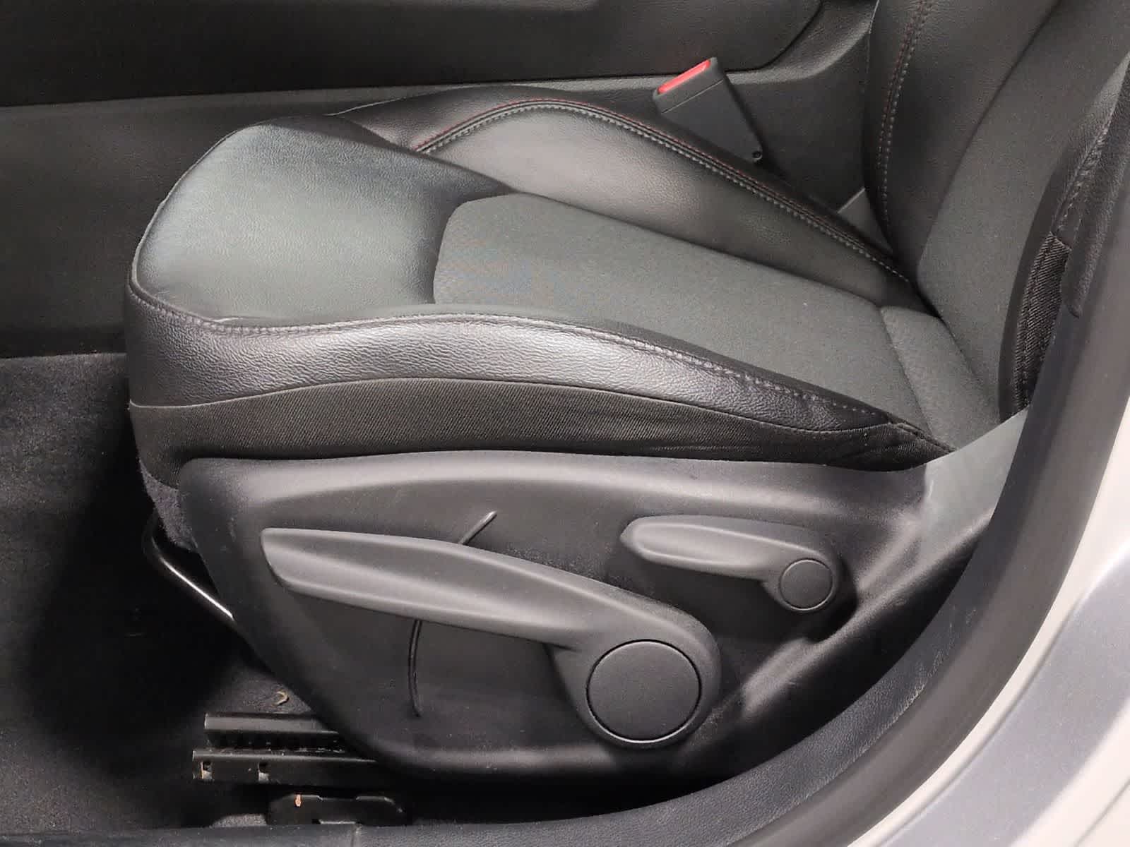 Thumbnail: 2025 Jeep Compass - 18