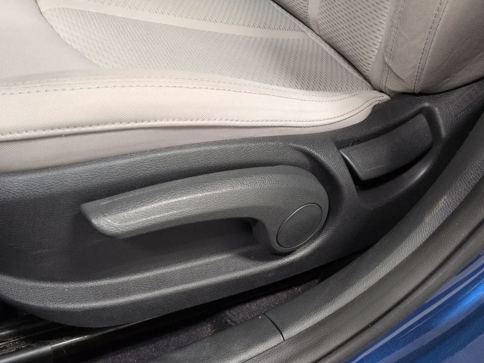 Thumbnail: 2017 Hyundai Sonata - 17