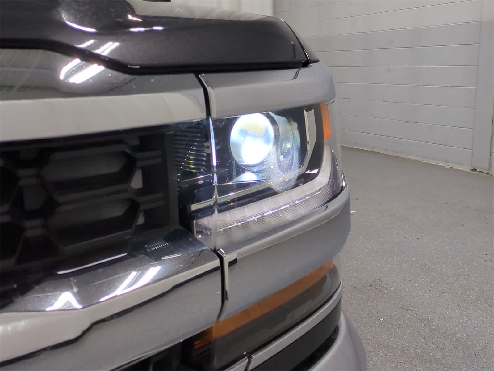 Thumbnail: 2016 Chevrolet Silverado 1500 - 11