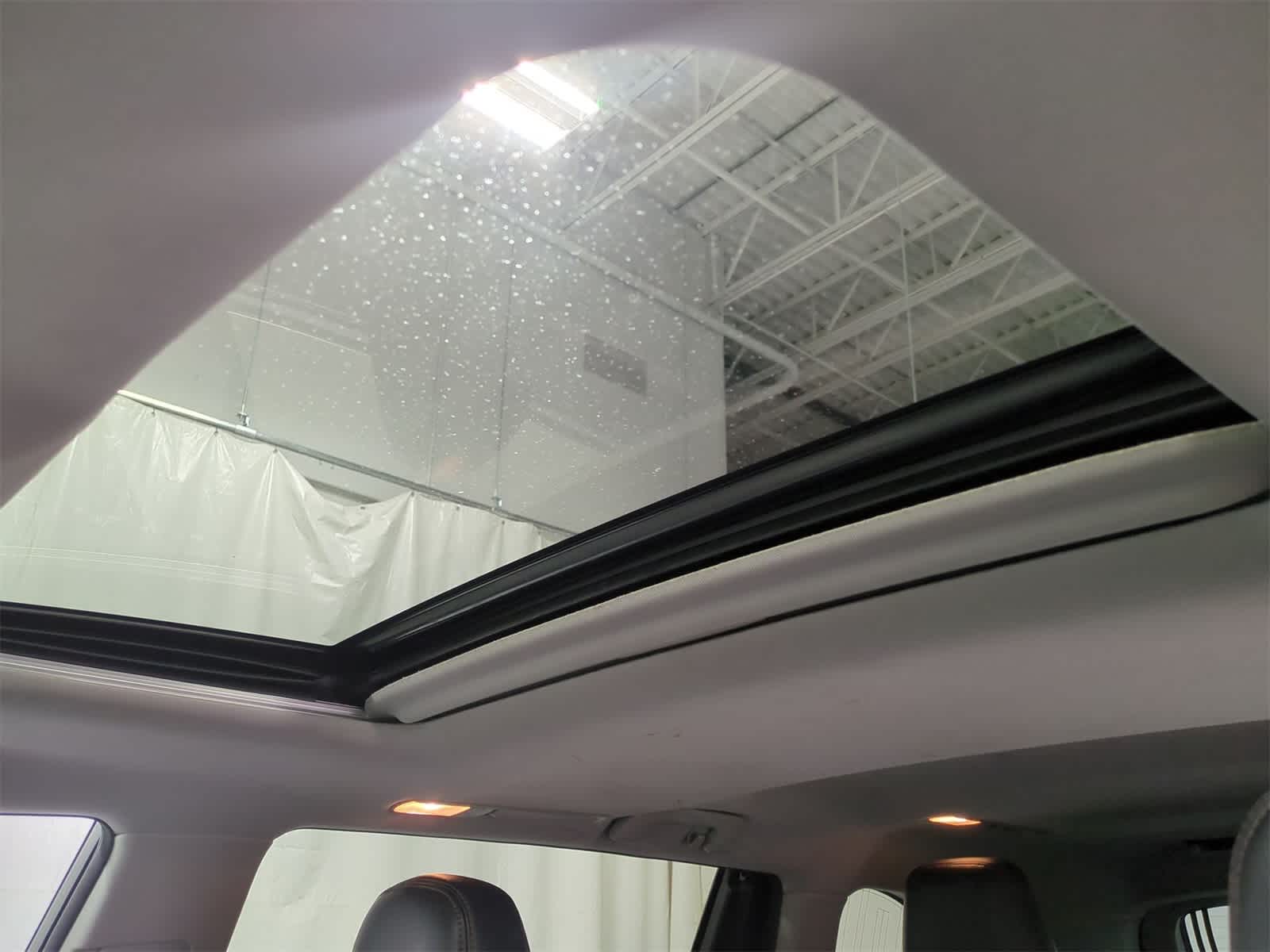 Thumbnail: 2016 Toyota Highlander - 20