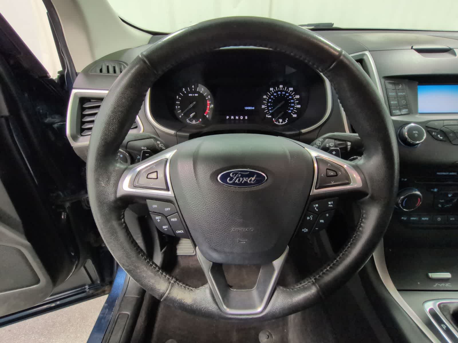 Thumbnail: 2017 Ford Edge - 23