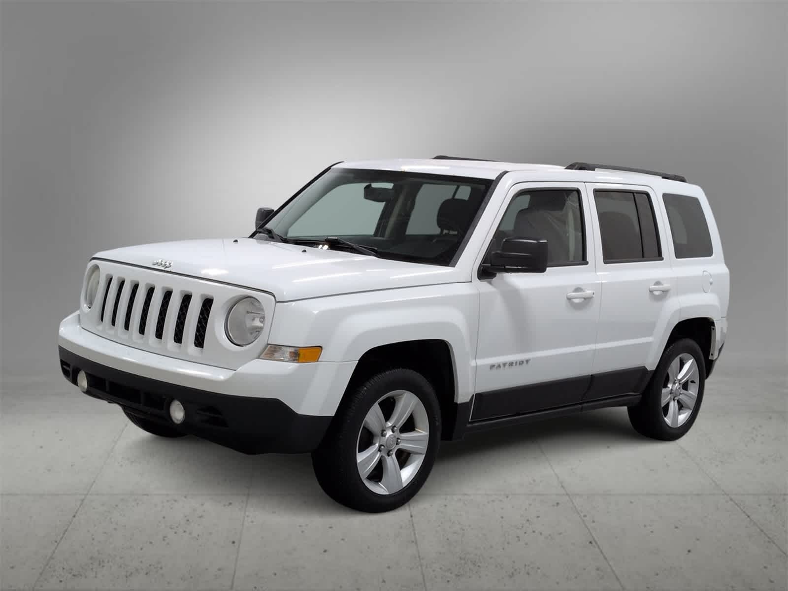 Thumbnail: 2014 Jeep Patriot - 4