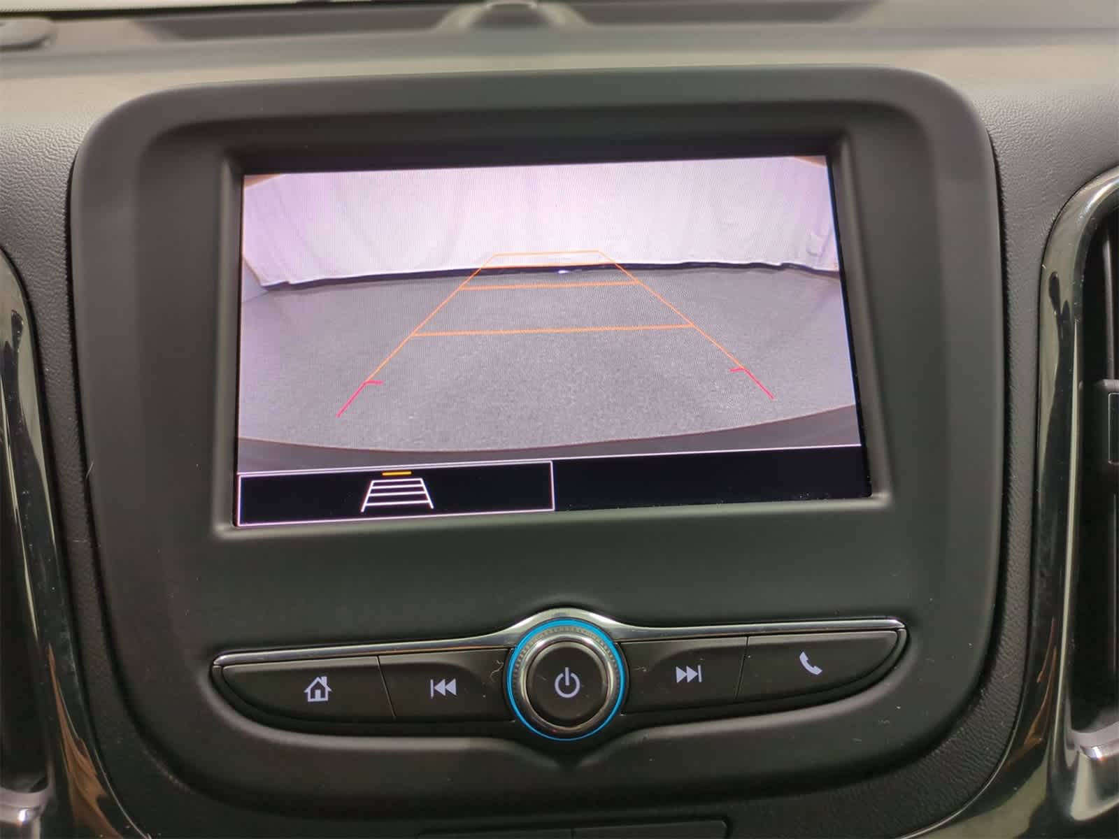 Thumbnail: 2022 Chevrolet Equinox - 29