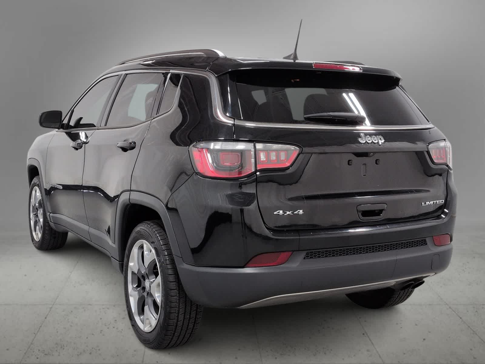 Thumbnail: 2018 Jeep Compass - 6