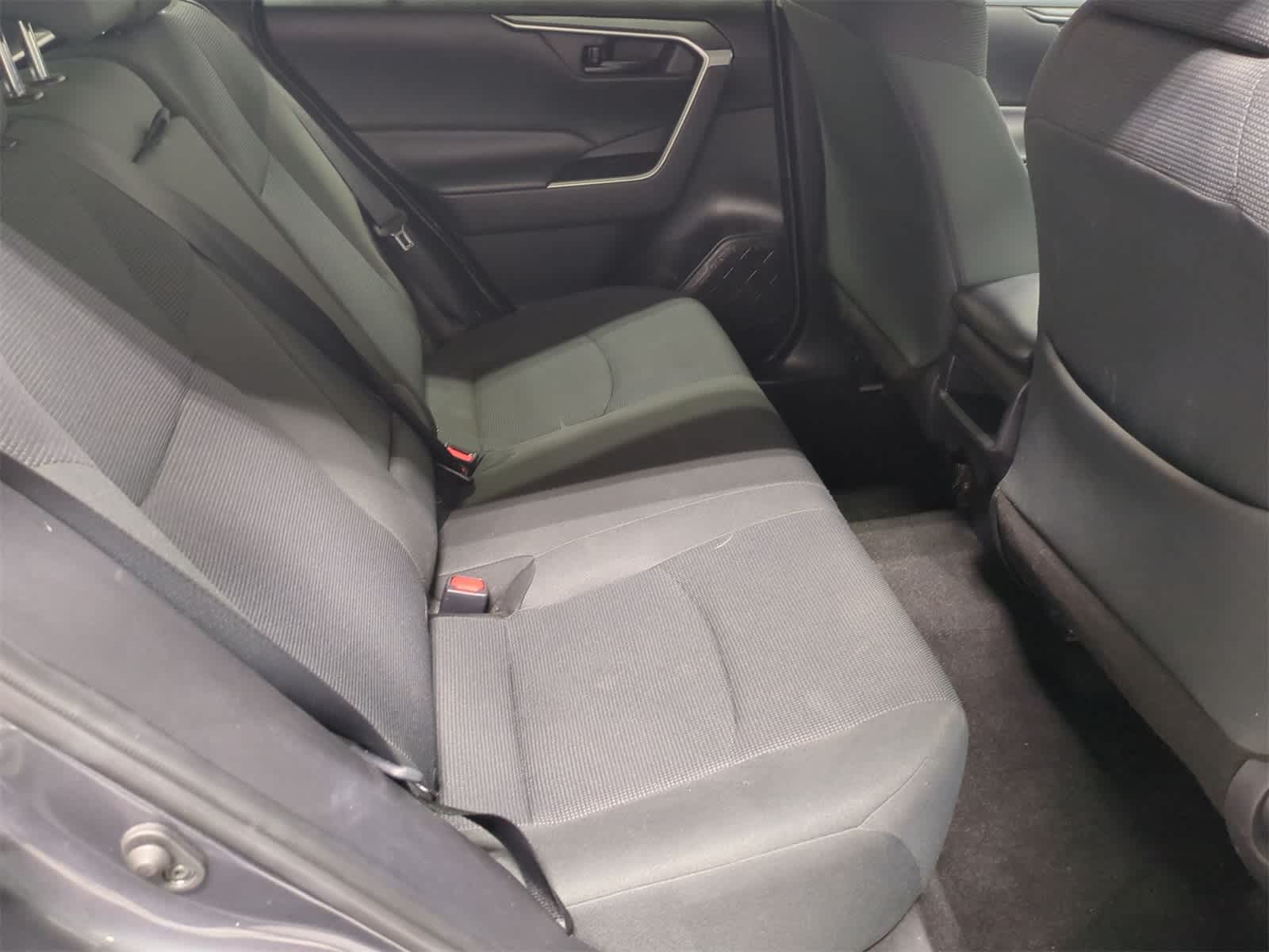 Thumbnail: 2019 Toyota RAV4 - 20