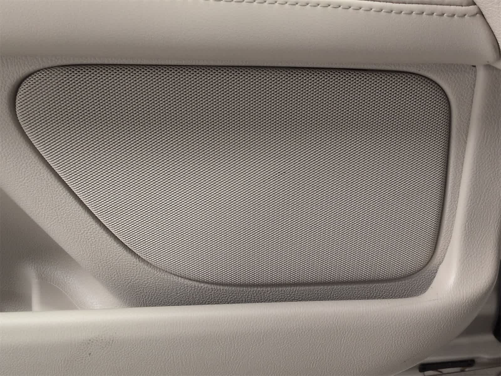 Thumbnail: 2017 Lincoln MKZ - 33