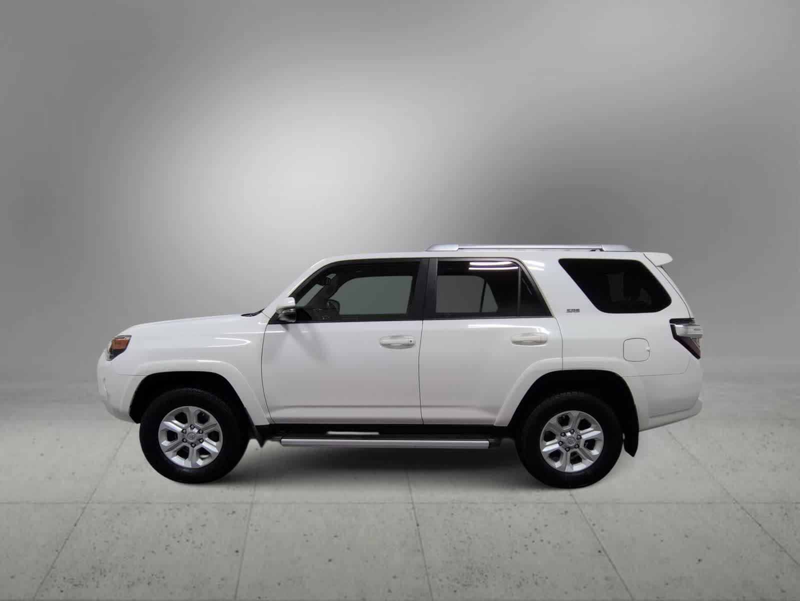 Thumbnail: 2015 Toyota 4Runner - 5