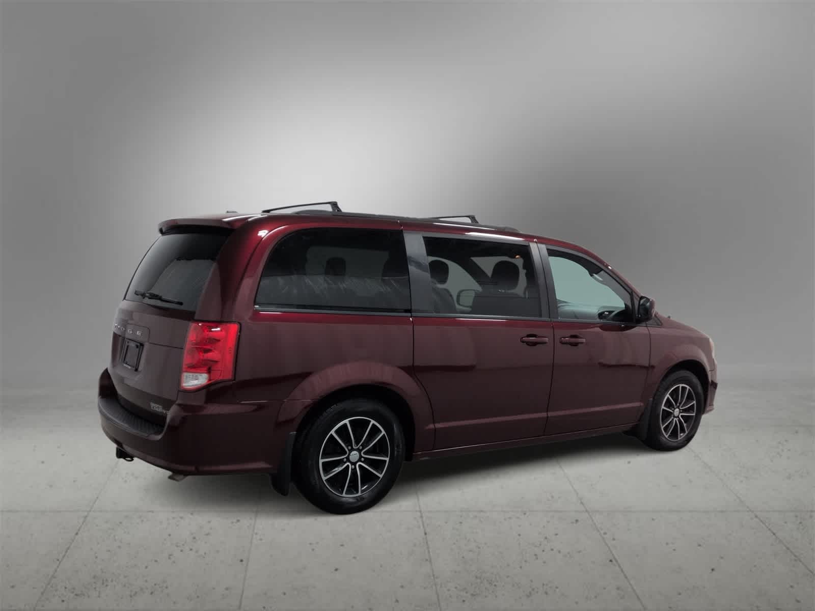Thumbnail: 2019 Dodge Grand Caravan - 8