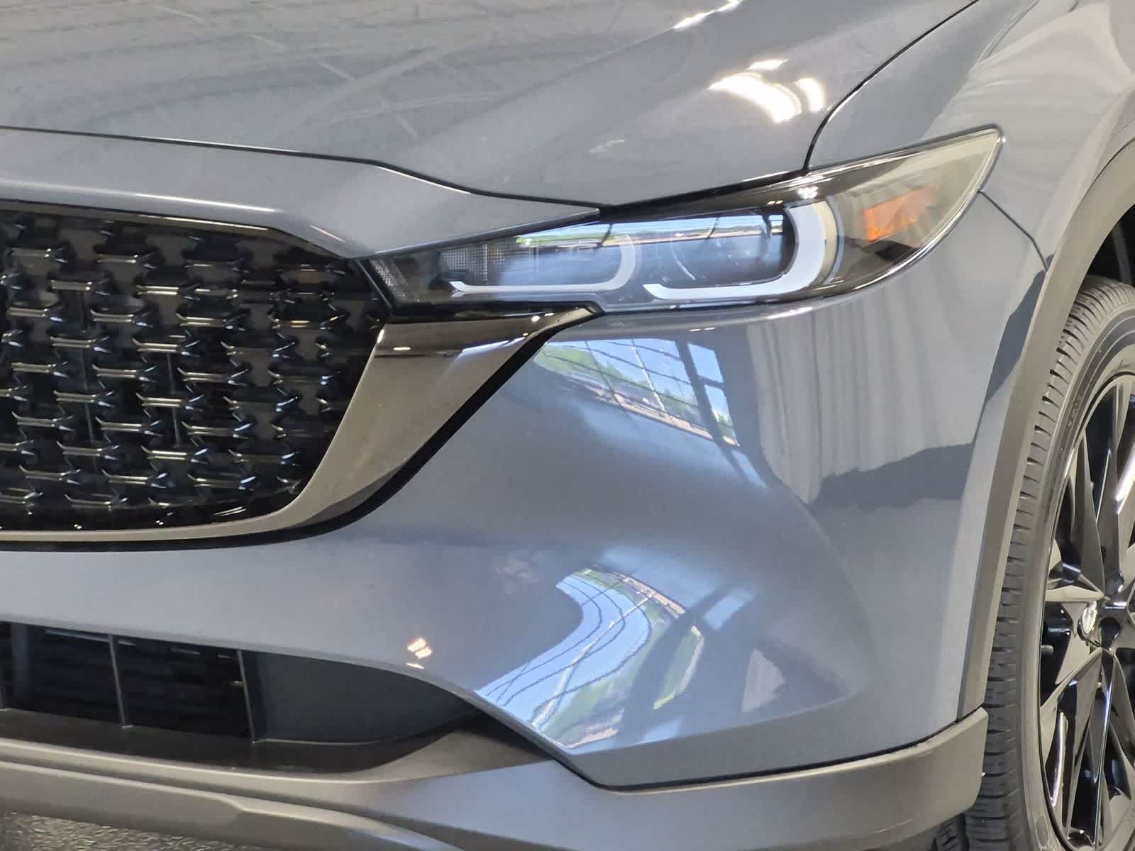 2025 Mazda CX-5 S Carbon Edition - Photo 11