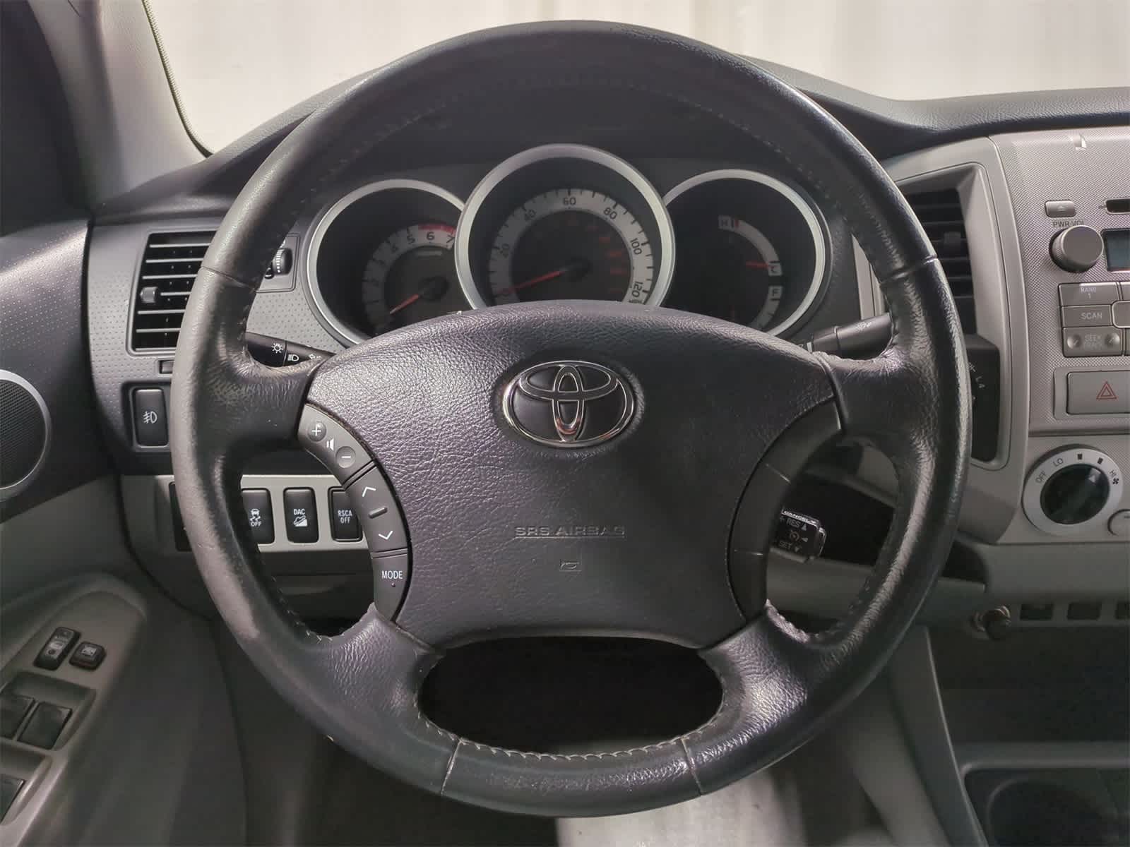 Thumbnail: 2011 Toyota Tacoma - 22