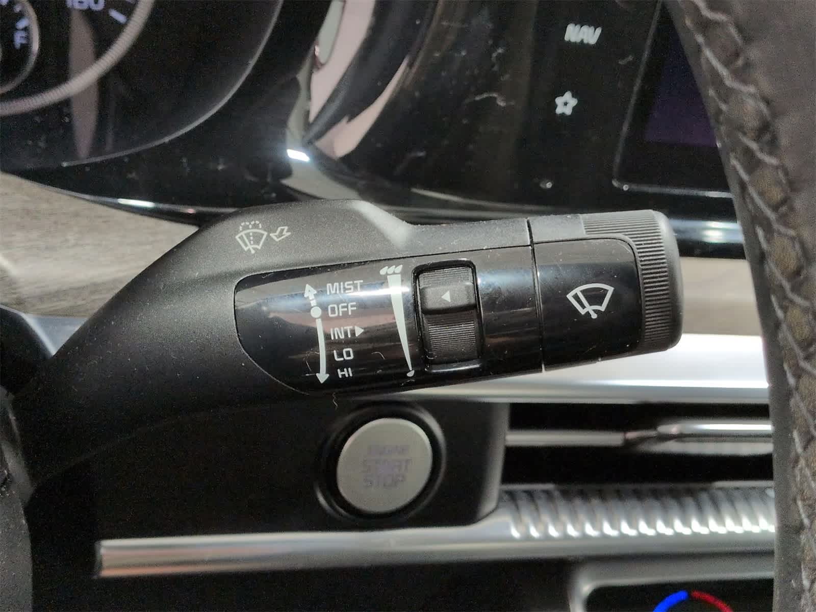 Thumbnail: 2023 Kia K5 - 28