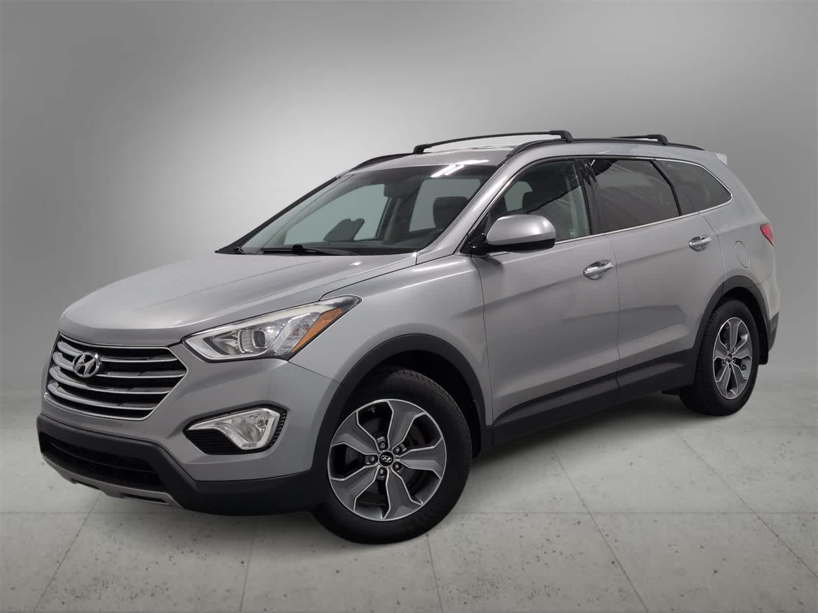 Thumbnail: 2015 Hyundai Santa Fe - 1