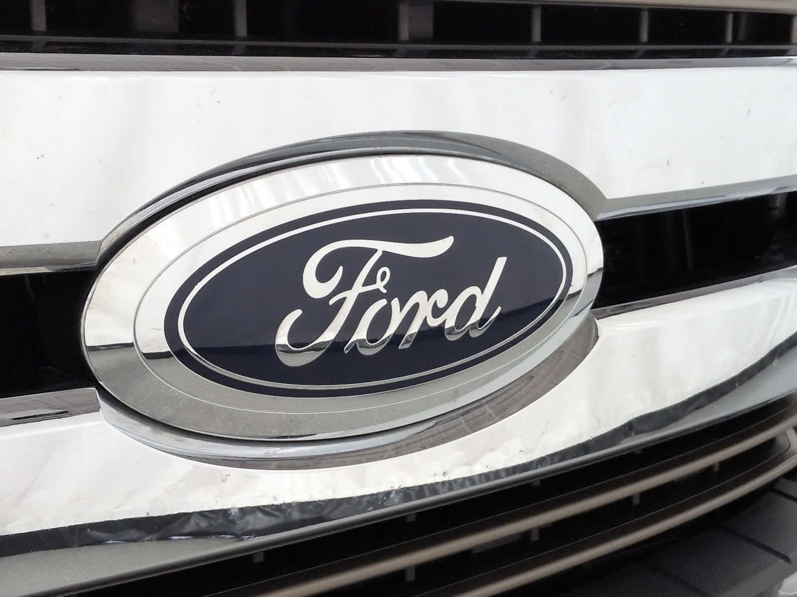 Thumbnail: 2019 Ford F-350 - 12