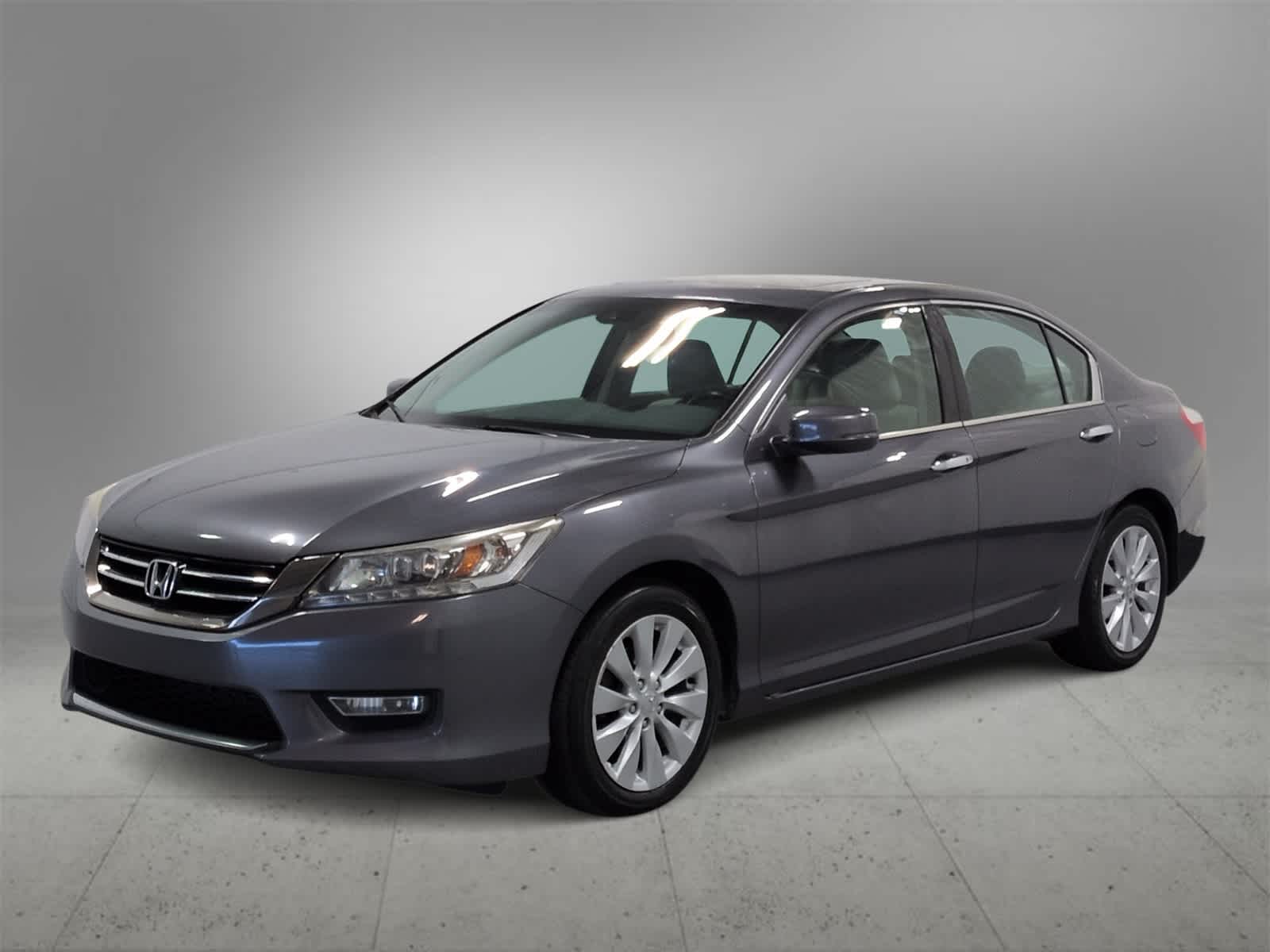 2013 Honda Accord Touring photo 4