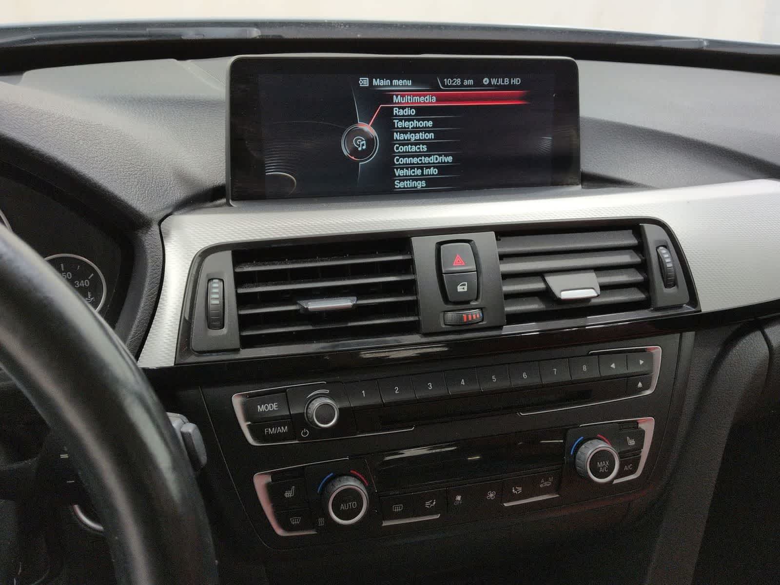 Thumbnail: 2016 BMW 3 Series - 30