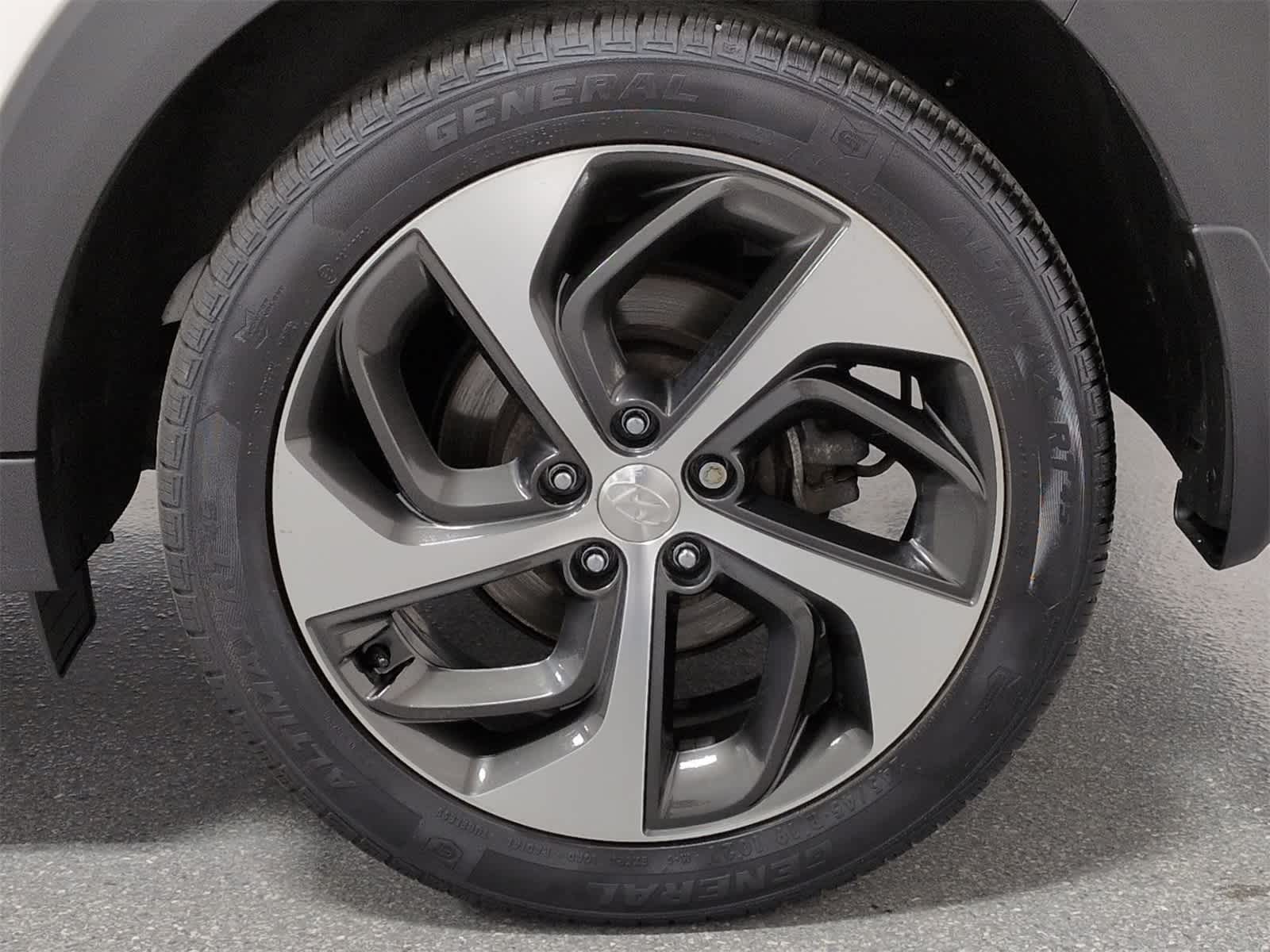 Thumbnail: 2017 Hyundai Tucson - 14