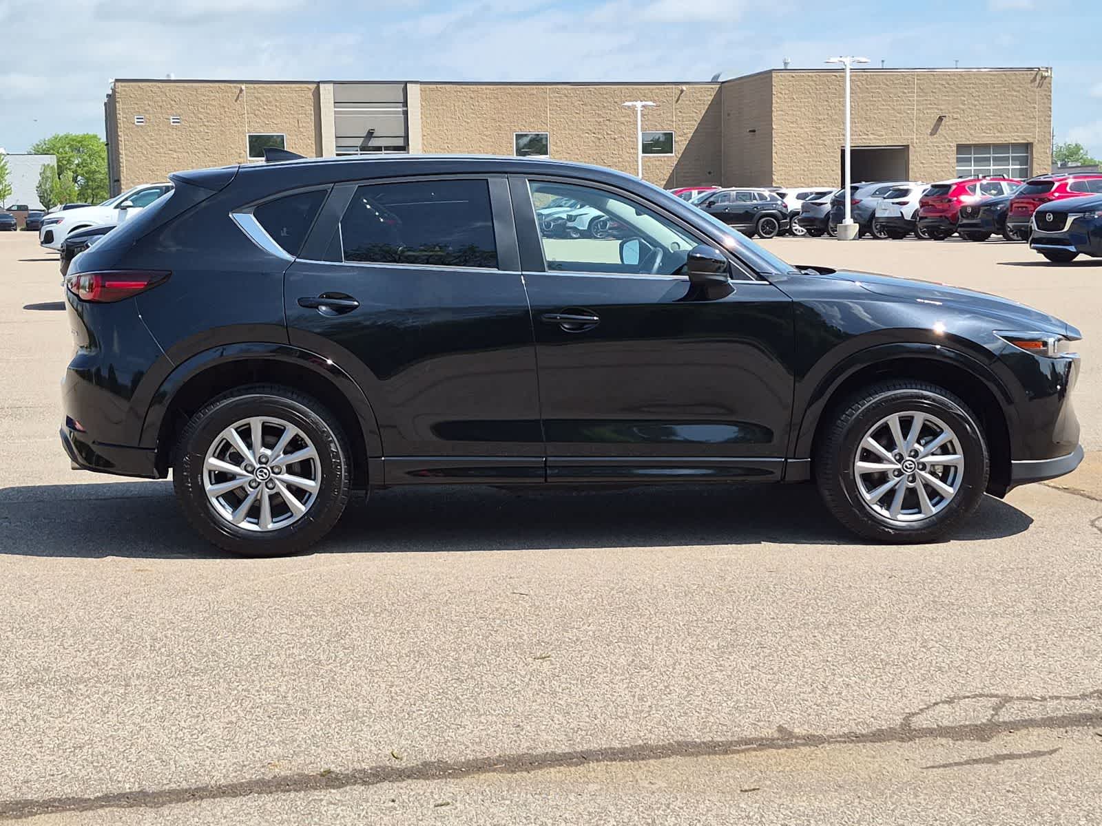 Thumbnail: 2025 Mazda CX-5 - 9