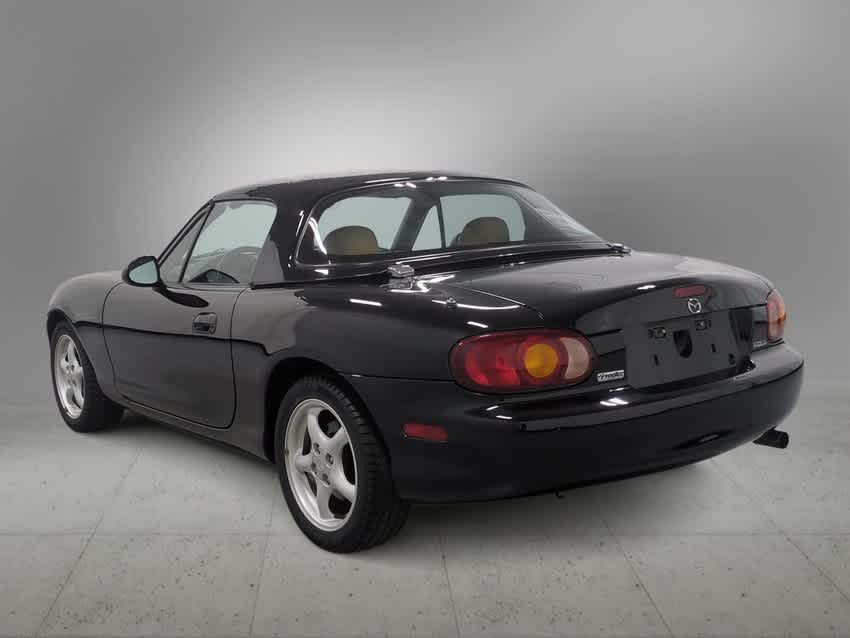 Thumbnail: 1999 Mazda MX-5 Miata - 6