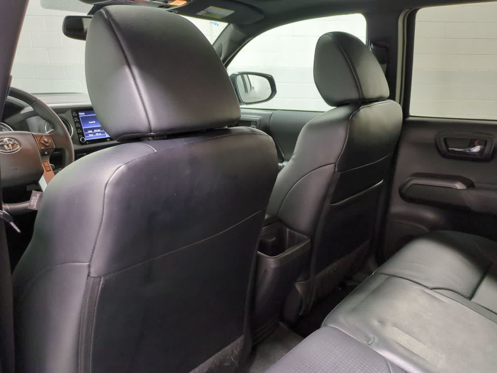 Thumbnail: 2022 Toyota Tacoma - 18