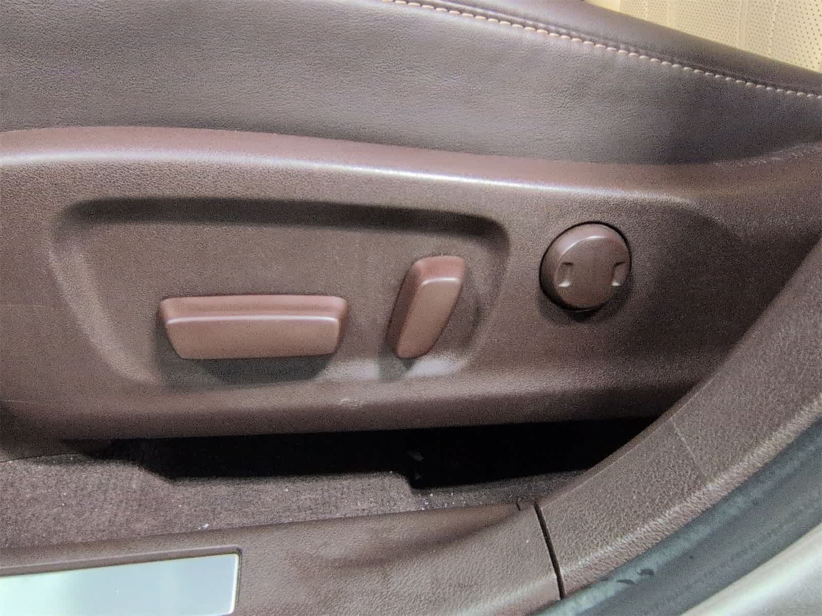 Thumbnail: 2018 Lexus RX - 18