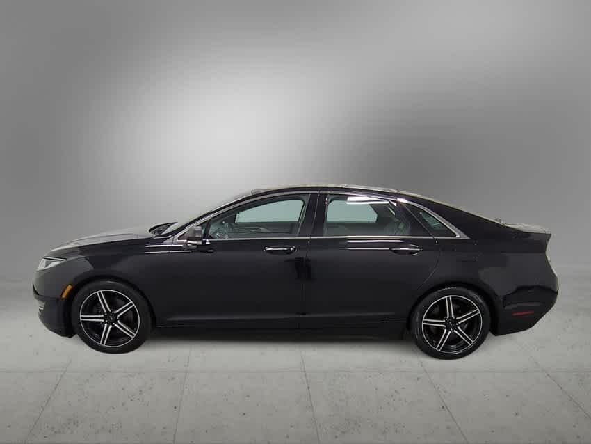 Thumbnail: 2016 Lincoln MKZ - 5