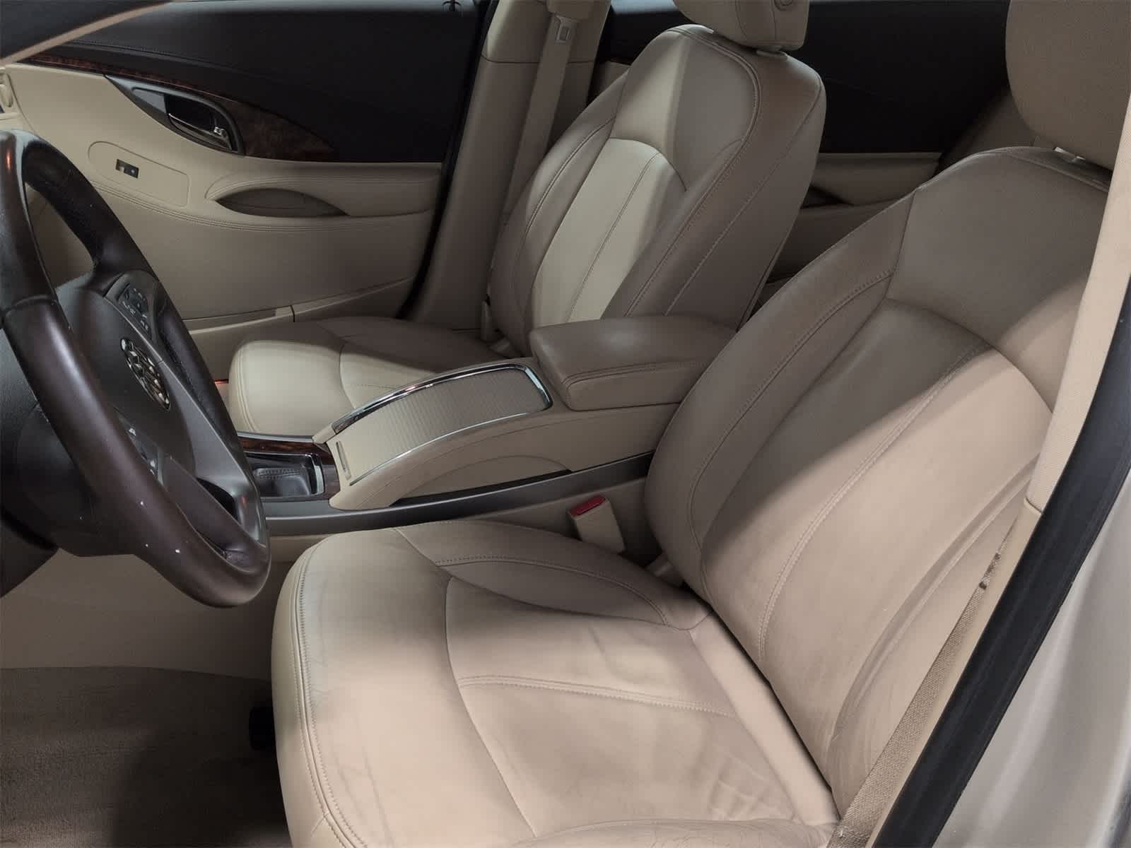 Thumbnail: 2013 Buick LaCrosse - 17