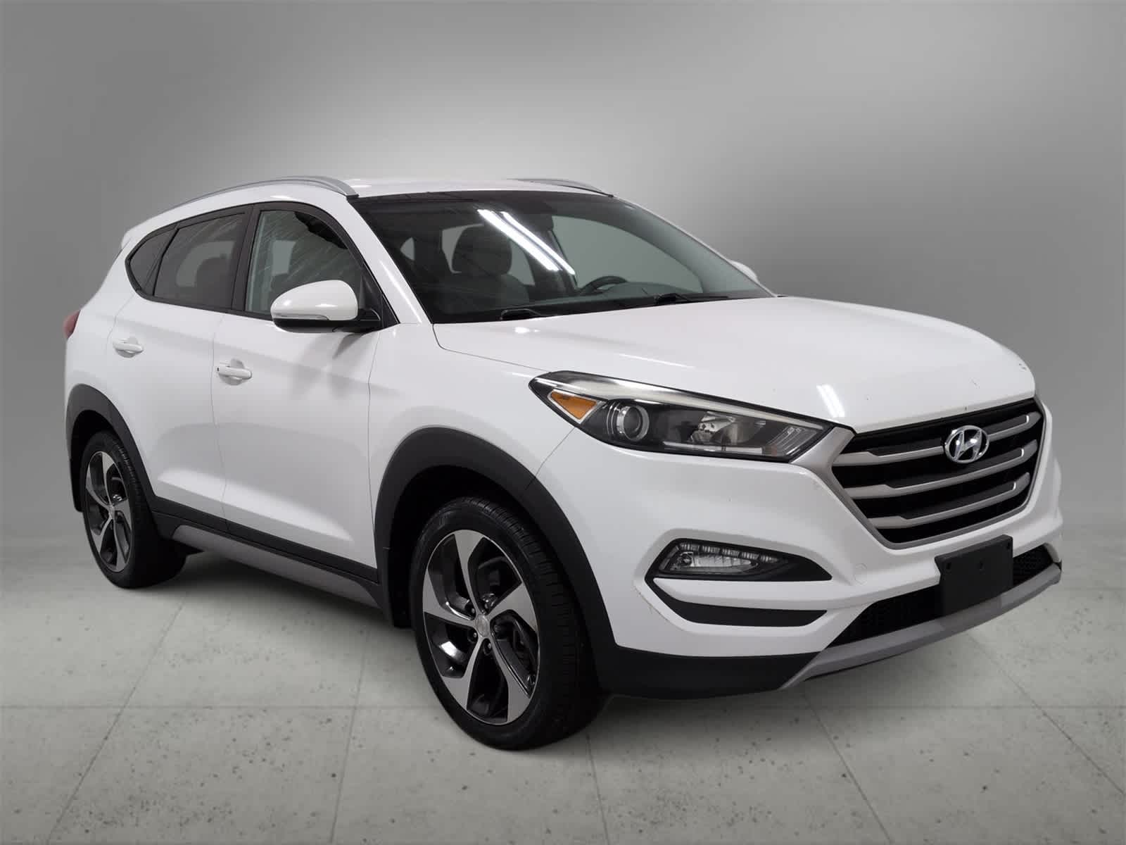 Thumbnail: 2017 Hyundai Tucson - 2
