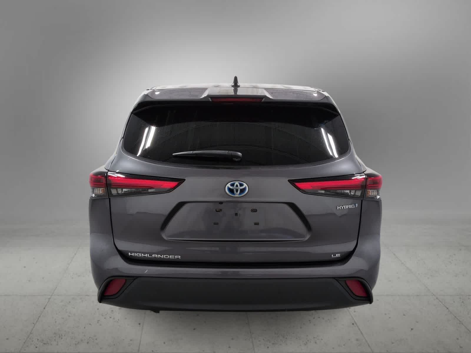 Thumbnail: 2022 Toyota Highlander - 7